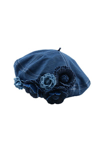 Baskenmütze aus Denim in Camellia-Optik im modernen Stil