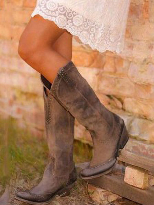 Vintage Nieten-Cowgirl-Stiefel im modernen Stil