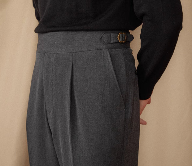 Hose aus Wollmischung mit Gurkha-Bund und geradem Schnitt