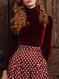 Vintage Burgunder Samt Rollkragen Langarmshirt mit Tupfen und Rock mit Tasche Set im modernen Stil