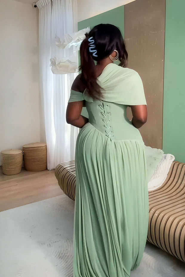 Langes Kleid mit Falten in Minzgrün