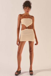 Edna – Trägerloses Häkel-Minikleid mit Aussparungen