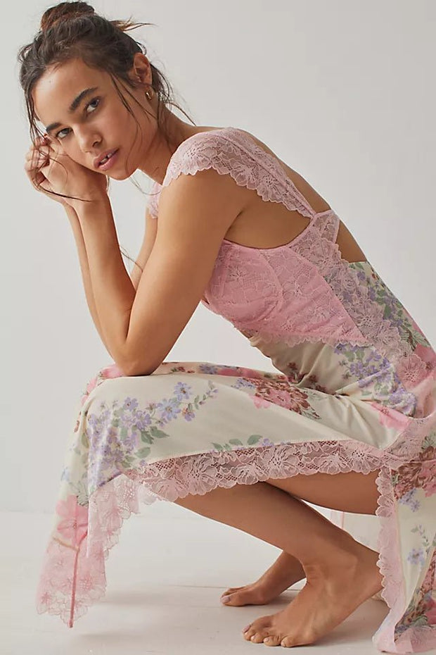 Elma Maxi-Unterkleid aus Netzstoff mit Blumenmuster und Aussparungen