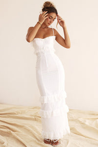 Erin Langes Kleid aus bestickter Spitze