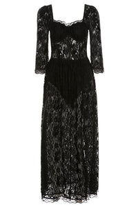 Esther Langes Kleid aus Spitze mit Herzausschnitt