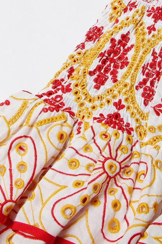 Schulterfreies Kurzes Kleid „Fiona“ mit Stickerei und Aufdruck