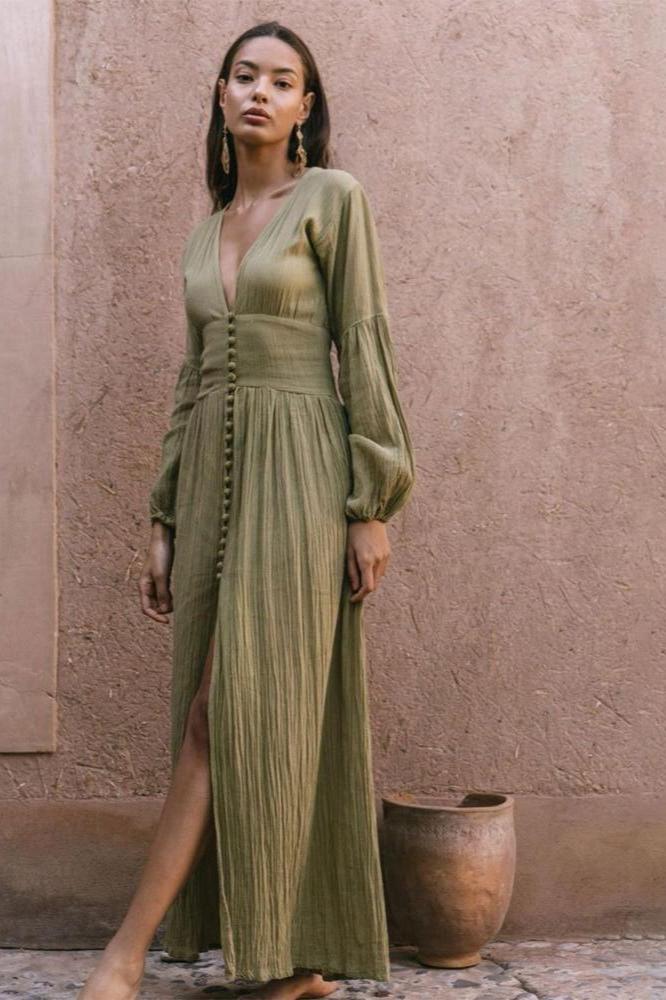 Giselle – Plissee-Maxikleid im Milkmaid-Stil mit V-Neck