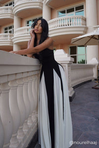 Griselda Maxi-Unterkleid in Blockfarben im modernen Stil