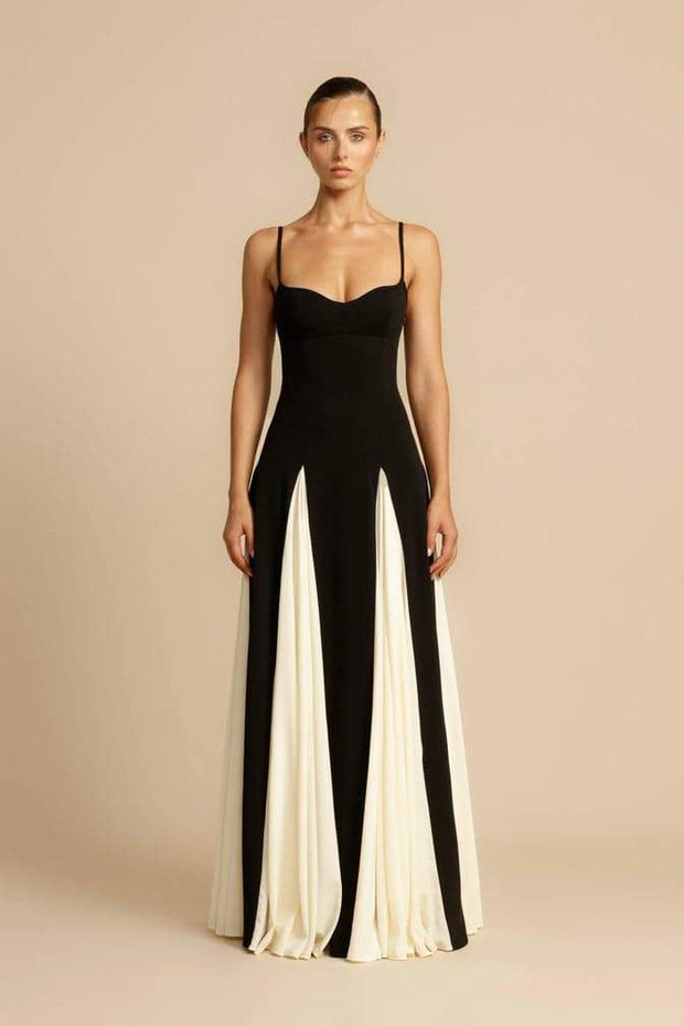 Griselda Maxi-Unterkleid in Blockfarben im modernen Stil