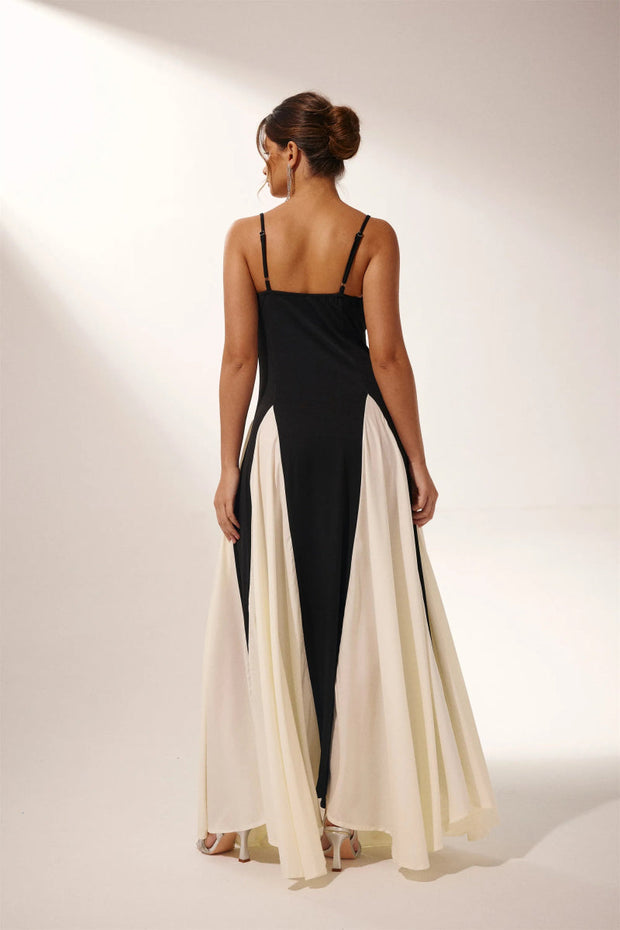 Griselda Maxi-Unterkleid in Blockfarben im modernen Stil