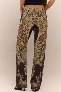 Low-Rise-Hose mit Leopardenmuster und Schnürung