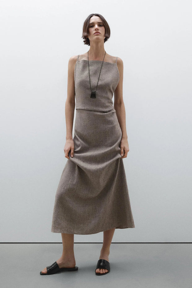 Langes Kleid aus Leinenmischung mit fließendem Schnitt