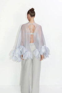 Transparente Organza-Cape-Oberteil mit Blütenblattverzierung