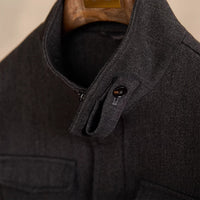 Jacke aus Wollmischung mit verkürztem Schnitt