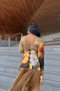 Sonnenblumen-Gold Plissiertes Langes Kleid
