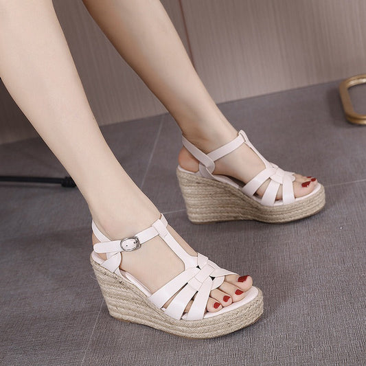 Plateausandalen aus Jute mit gekreuzten Riemen - Liora
