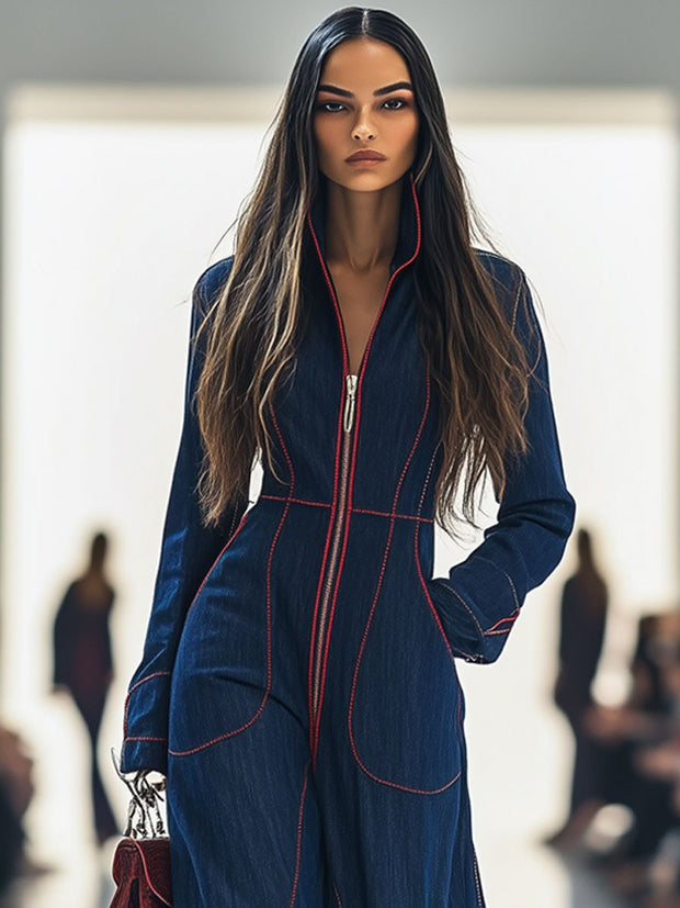 Lässiger weiter Retro-Jeans-Overall mit roten Ziernähten, weitem Bein und langen Ärmeln