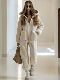 Lässiger weiter Vintage-Overall aus Polar-Fleece mit Tasche, Reißverschluss und Kapuze im modernen Stil