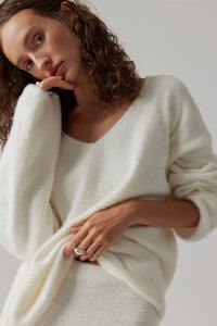 Barbara Strickset mit V-Neck und langen Ärmeln