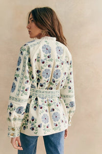 Lässige Street-Blumen-Schnürknöpfe, Patchwork-O-Ausschnitt-Oberbekleidung im modernen Stil
