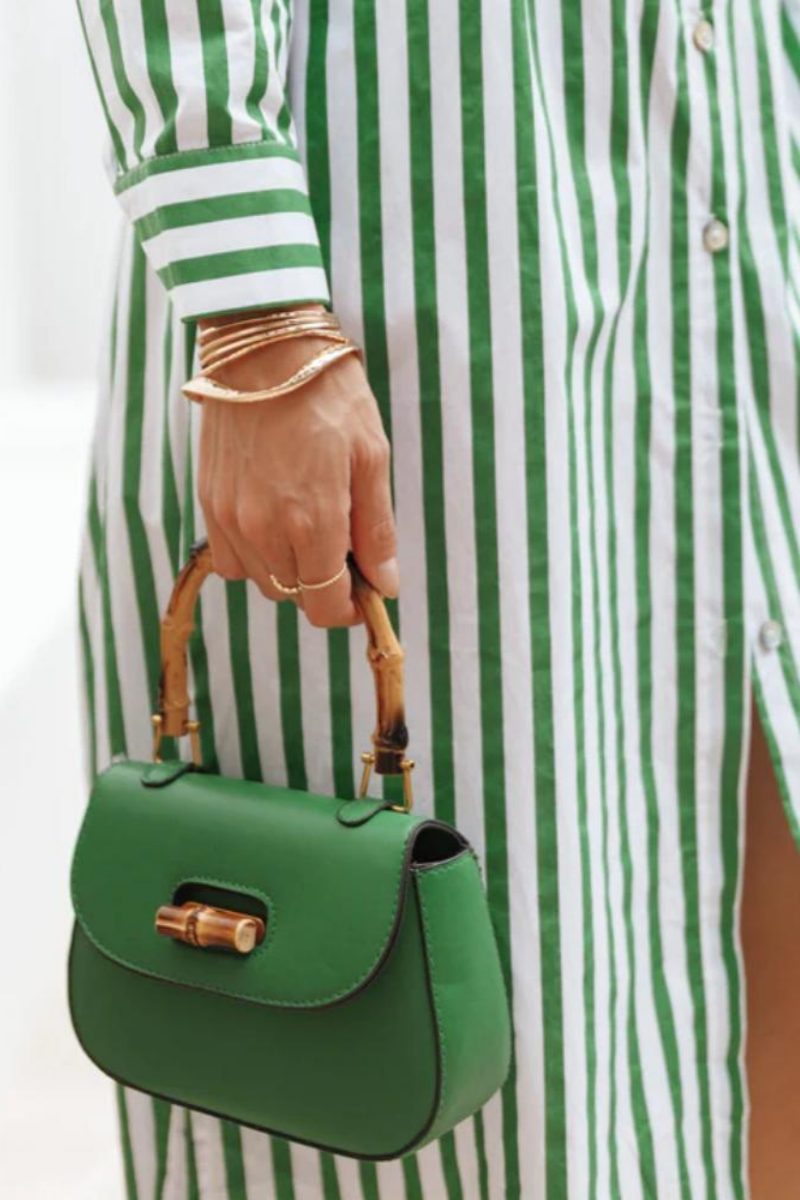 Riva Satteltasche mit Bambusgriff im modernen Stil