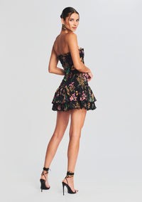 Rosa – Gerafftes Minikleid mit Muster
